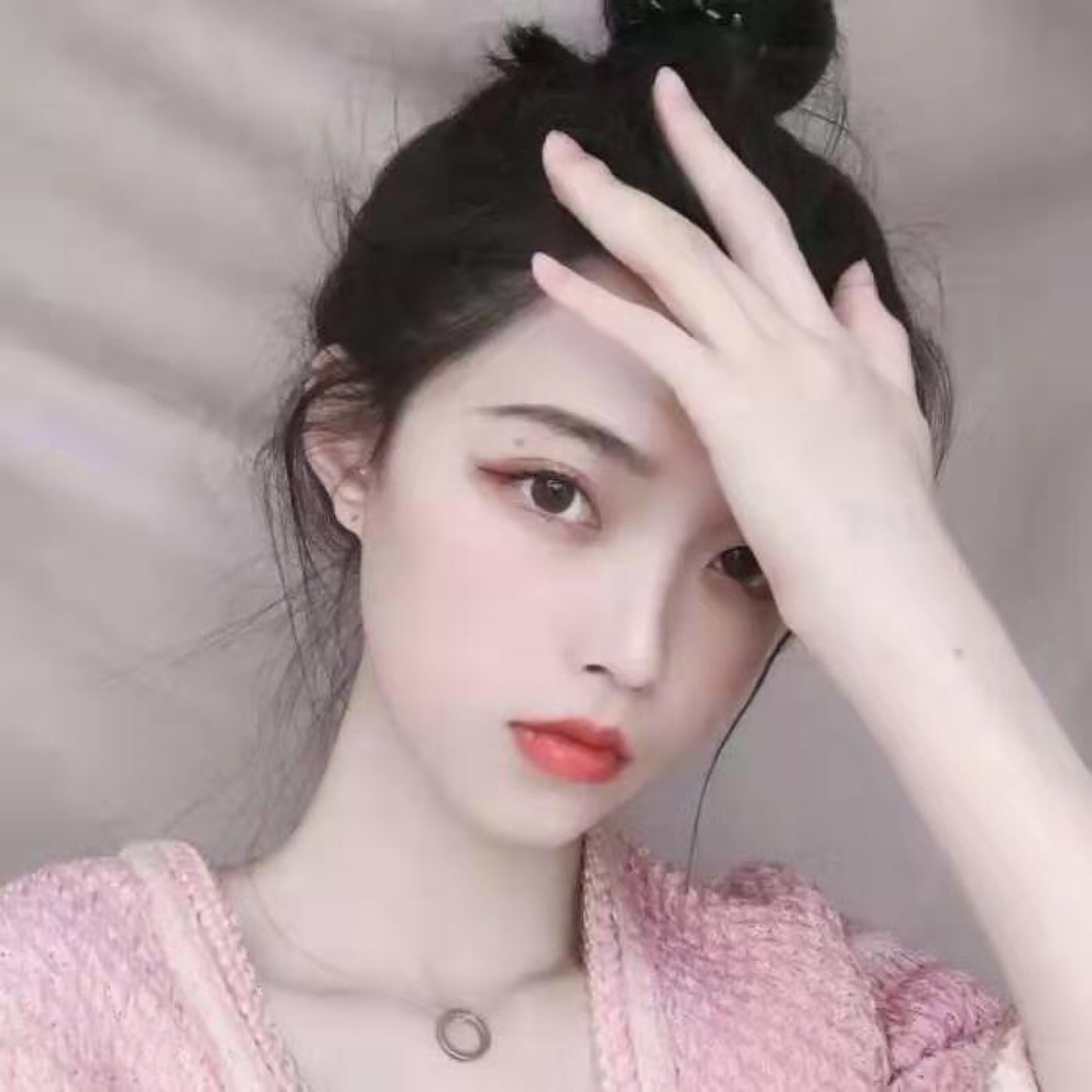 女头全世界都在努力不是只有你受尽委屈
