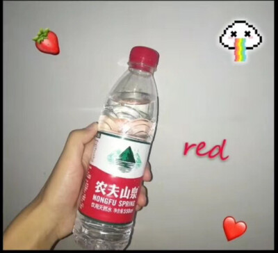 五颜六色的矿泉水儿,好看呦=闺蜜头像=