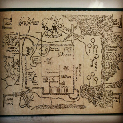 活点地图the marauder"s map 制作者 月亮脸 虫尾巴 大脚板 尖头叉子