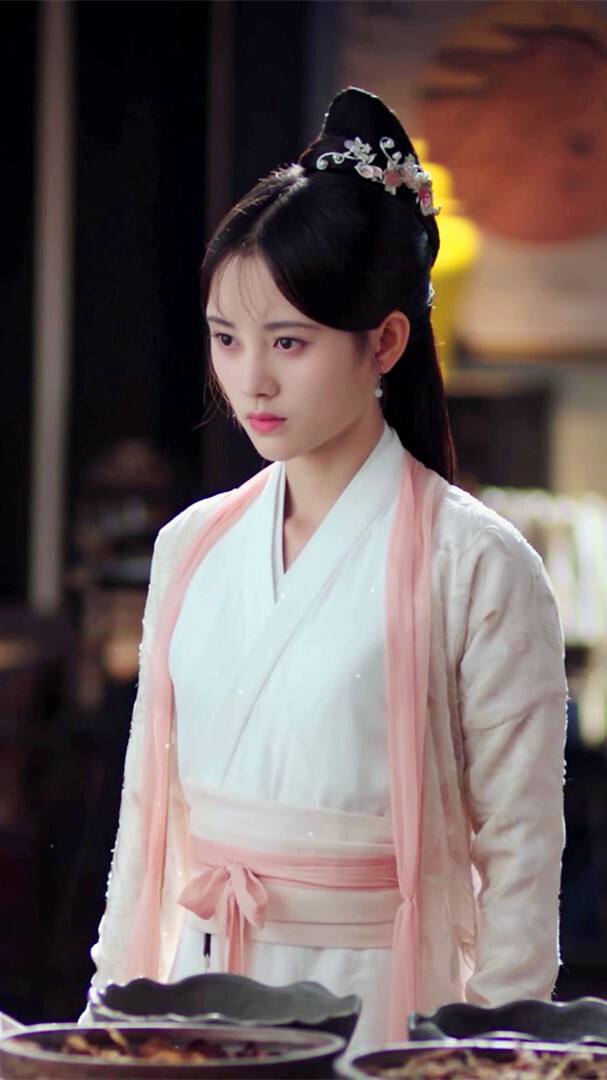 古装鞠婧祎