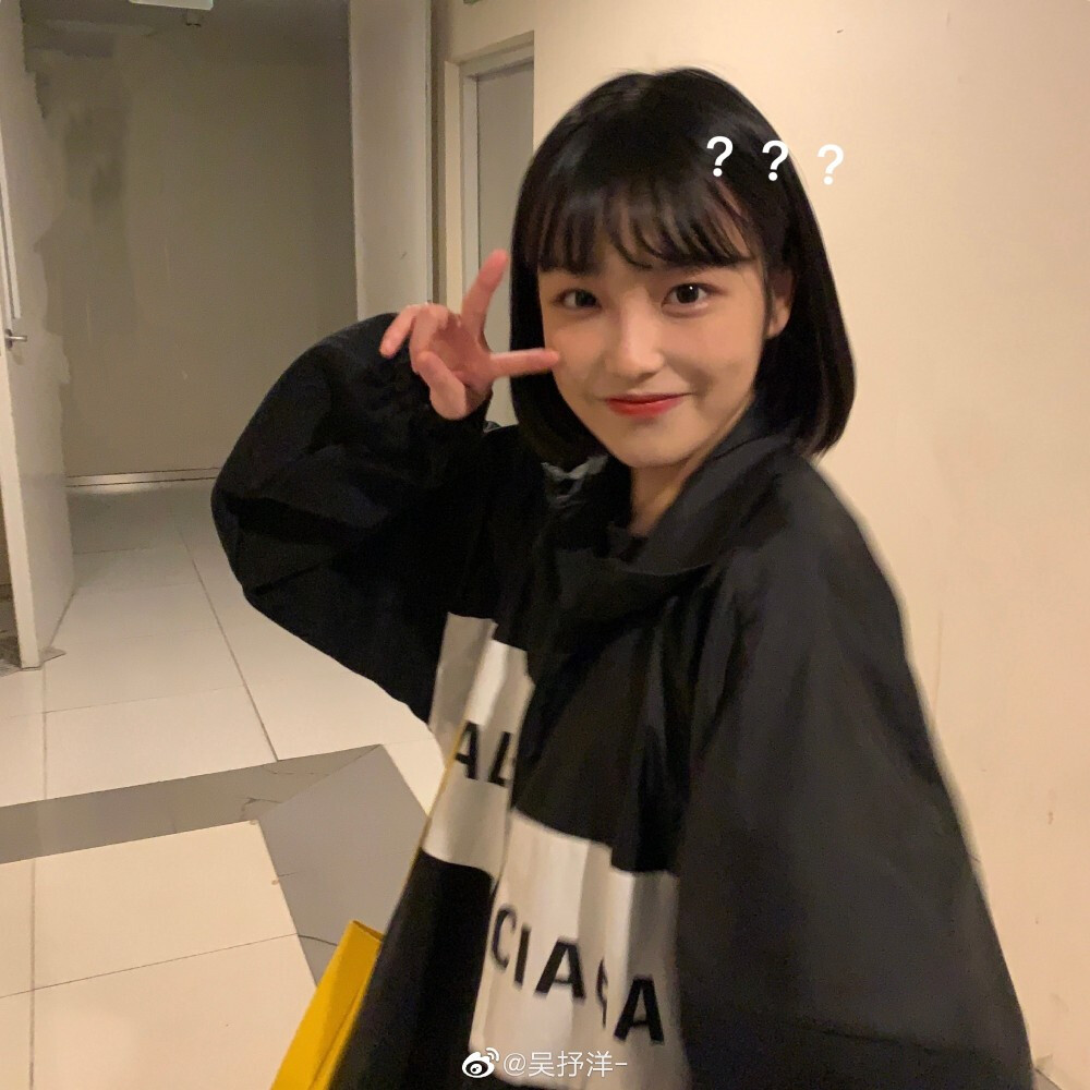 超级可爱的一个小姐姐 cr.