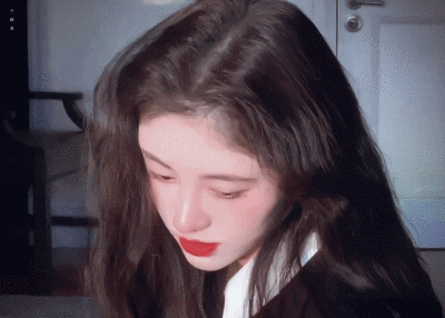 鞠婧祎