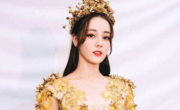 热巴几张最美的图
