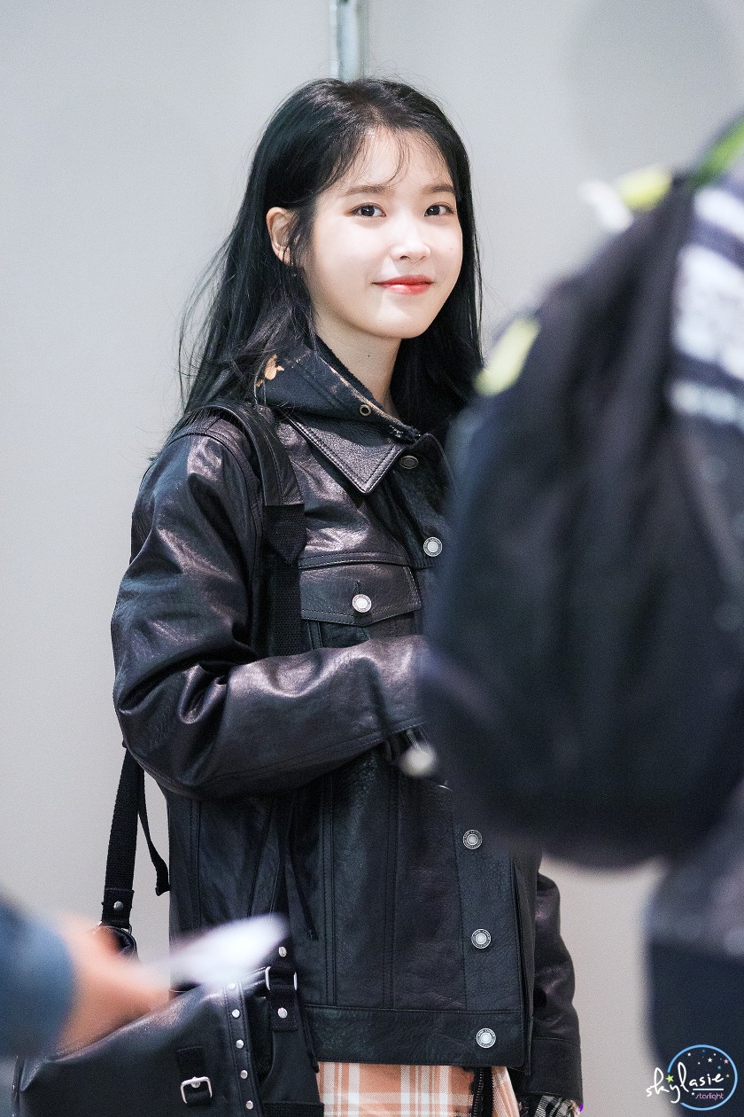 iu 李知恩191129仁川机场