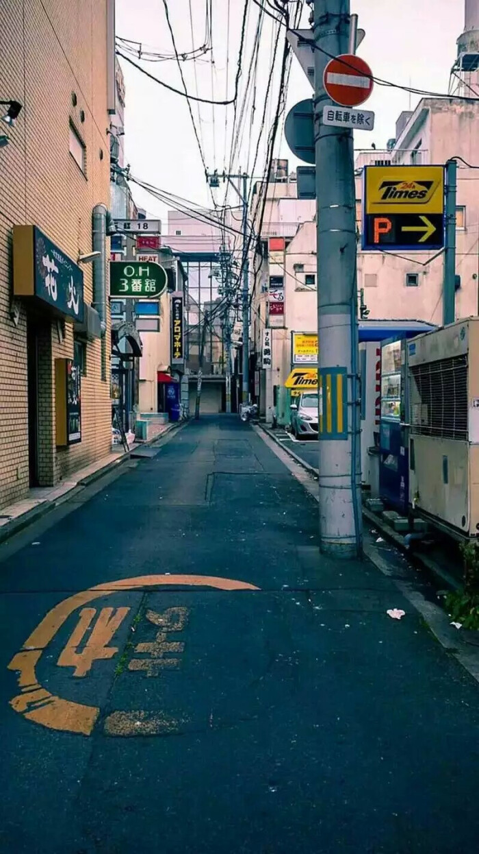 喜欢日本动漫般的樱花街道