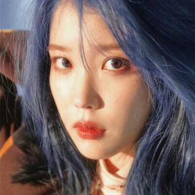 李智恩 iu 壁纸头像图片来自微博作者pink_myeun