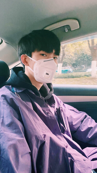 叶航成壁纸