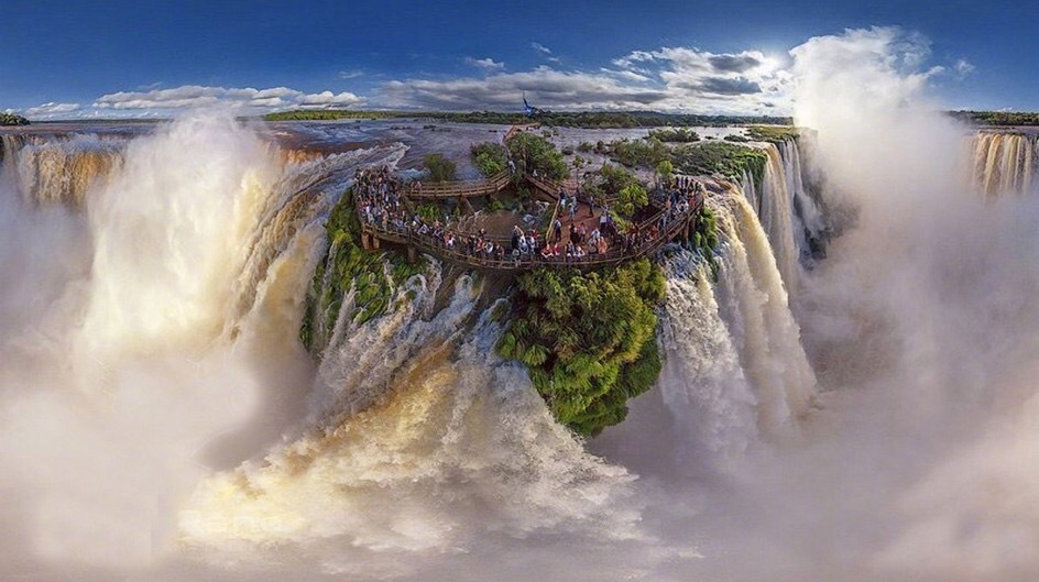 和环妹一起来旅行# 伊瓜苏瀑布是南美洲最大的瀑布也是世界上最宽的