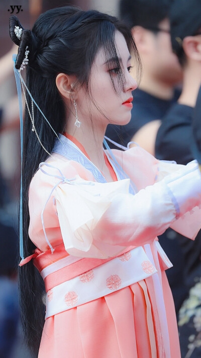 鞠婧祎浓浓图源见水印
