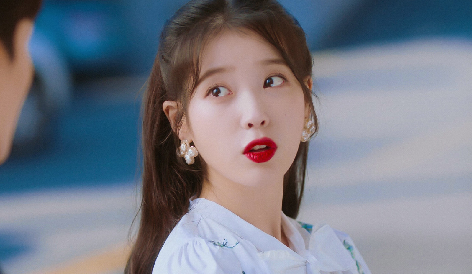 iu | 德鲁纳酒店 cr:边五爷 - 堆糖,美图壁纸兴趣社区