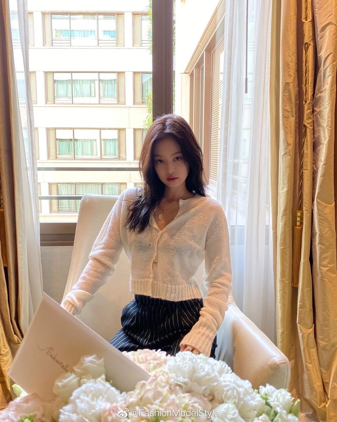 jennie[超话]#peaceceleb korea style | jennie insta私服搭配更新