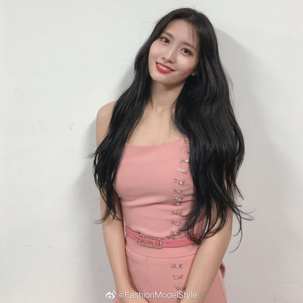 momo平井桃peaceceleb korea style | twice momo平井桃 insta更新