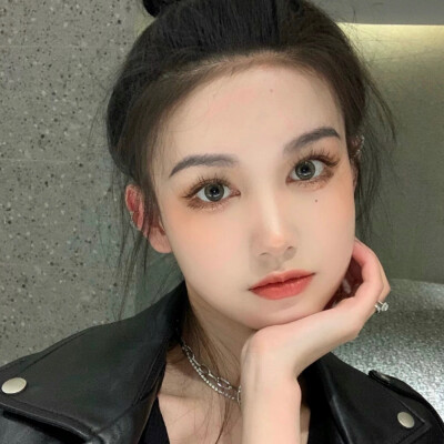 女生头像/闺蜜头像/姐妹头像/御姐头像/成熟女生头像 0 0 小熊炼乳