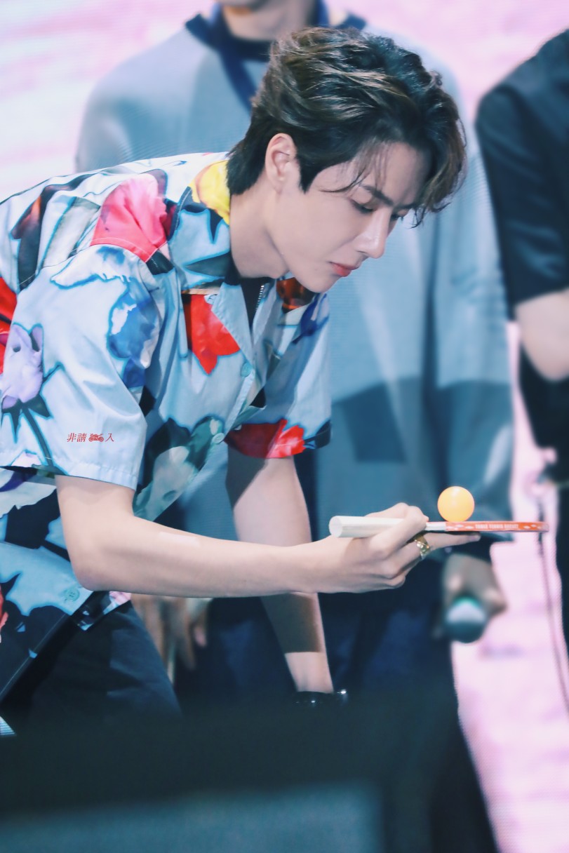 190921 陈情令泰国见面会 @uniq-王一博 cr:logo