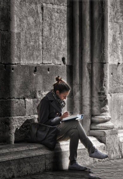 当才华撑不起野心的时候,唯有安静读书