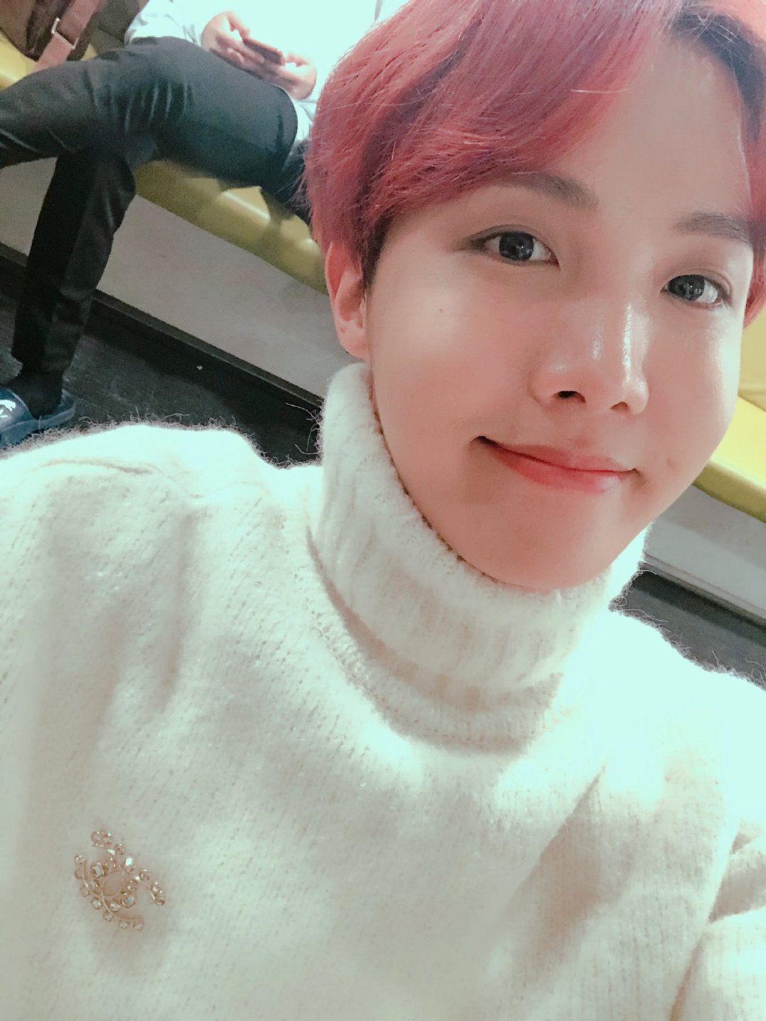 j-hope﹌o﹌防弹少年团郑号锡 0218生日快乐