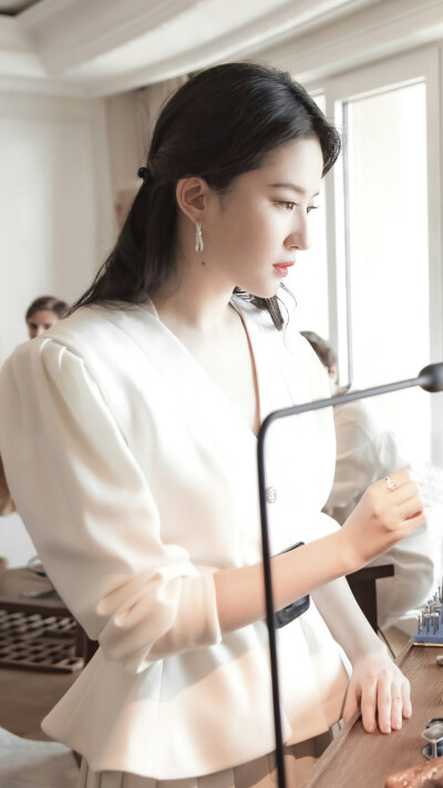 刘亦菲 神仙姐姐 仙女 虞姬 壁纸 侧颜杀