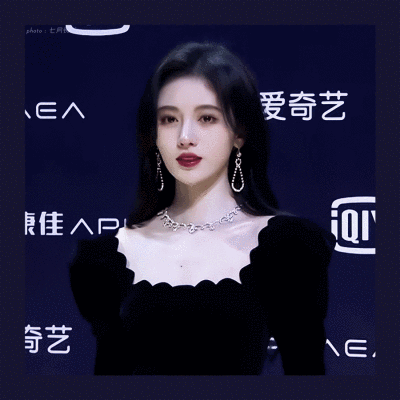 鞠婧祎gif动图