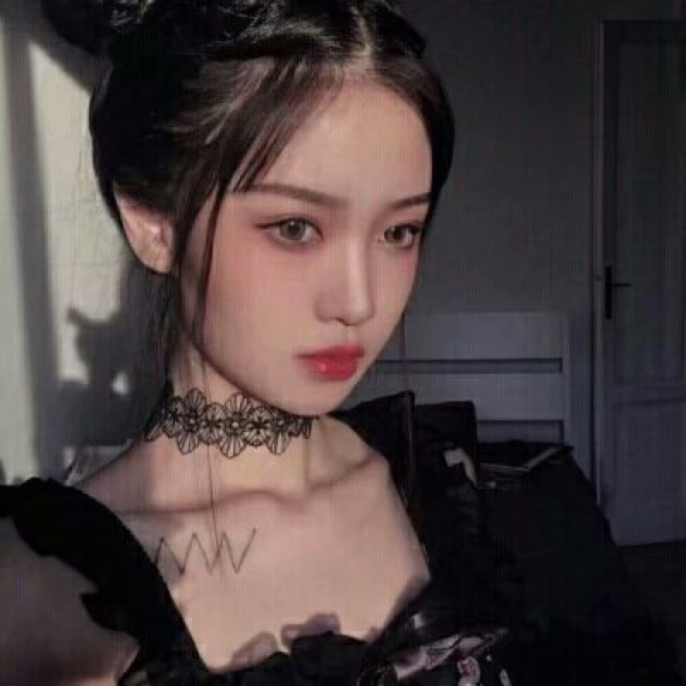 优质女头 / 女生头像 / 御