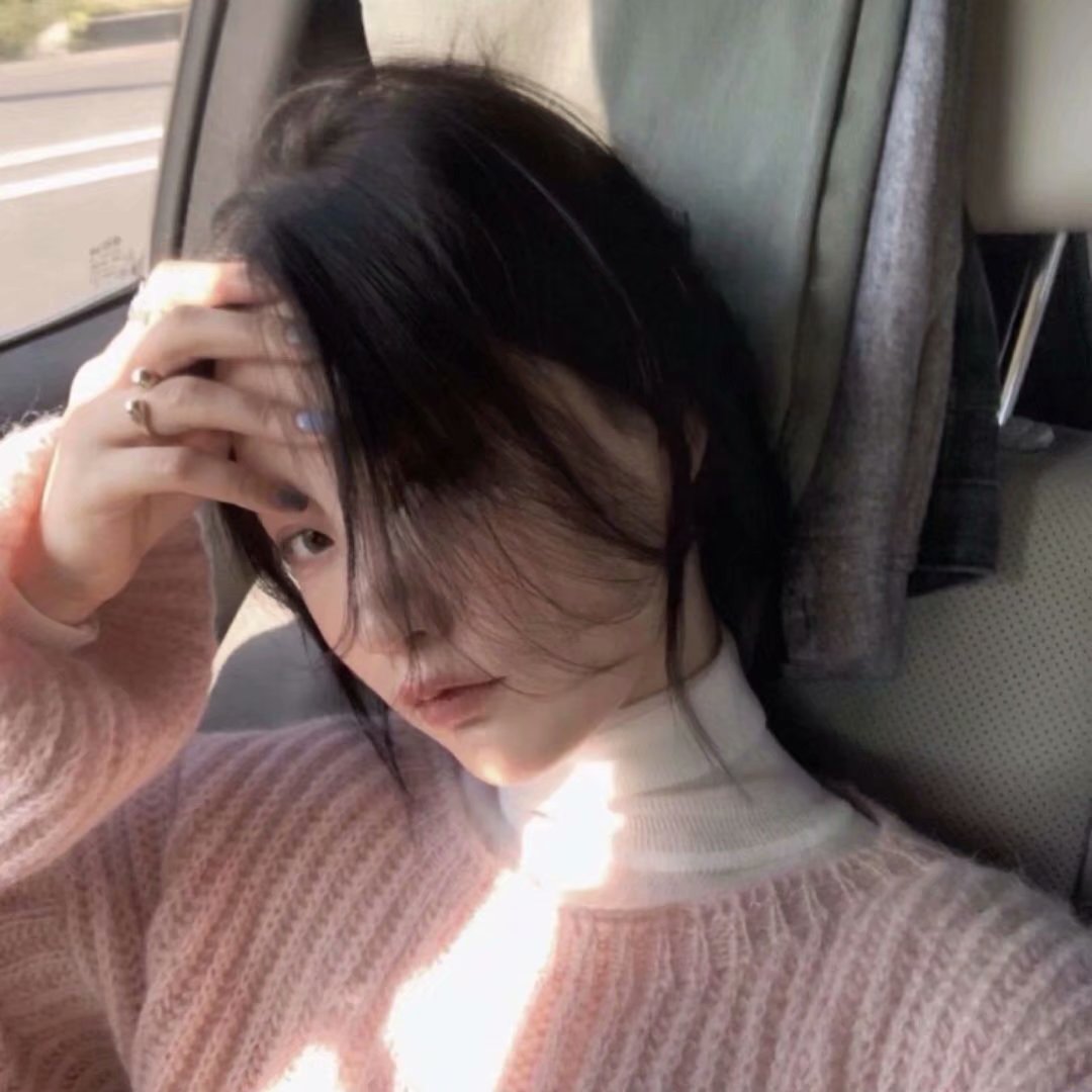 女头头像女拿图扣1 女生头像喜欢关注或收藏一下 么么哒