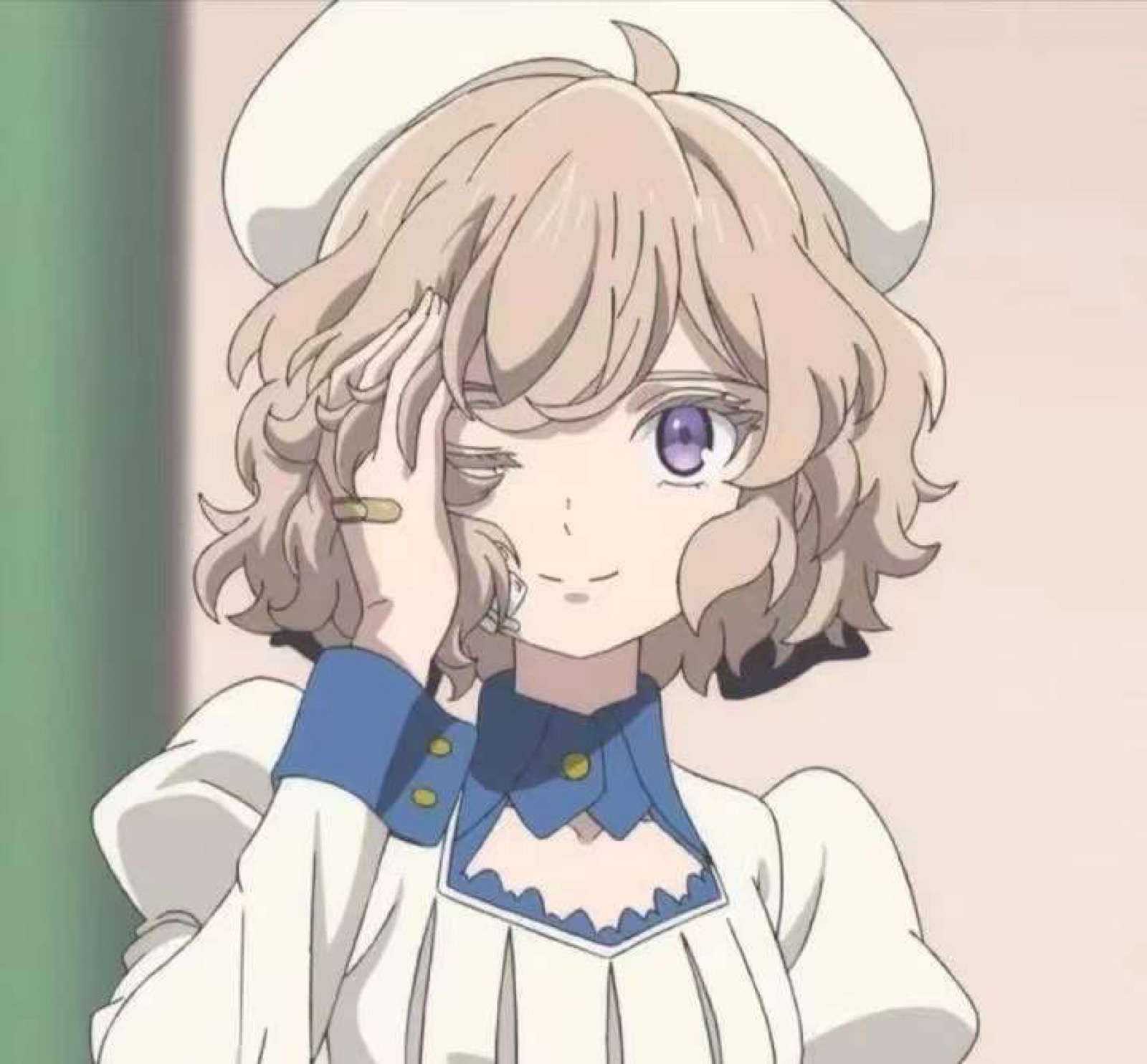 卷毛女孩头像