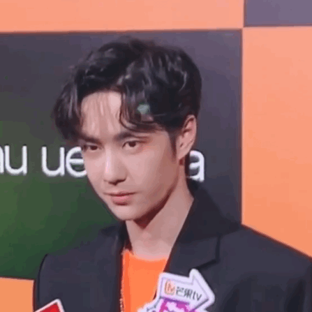王一博动图gif(16)