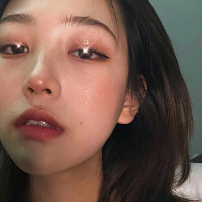 自秒可爱女生头像