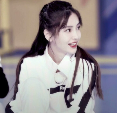 杨颖生日快乐!