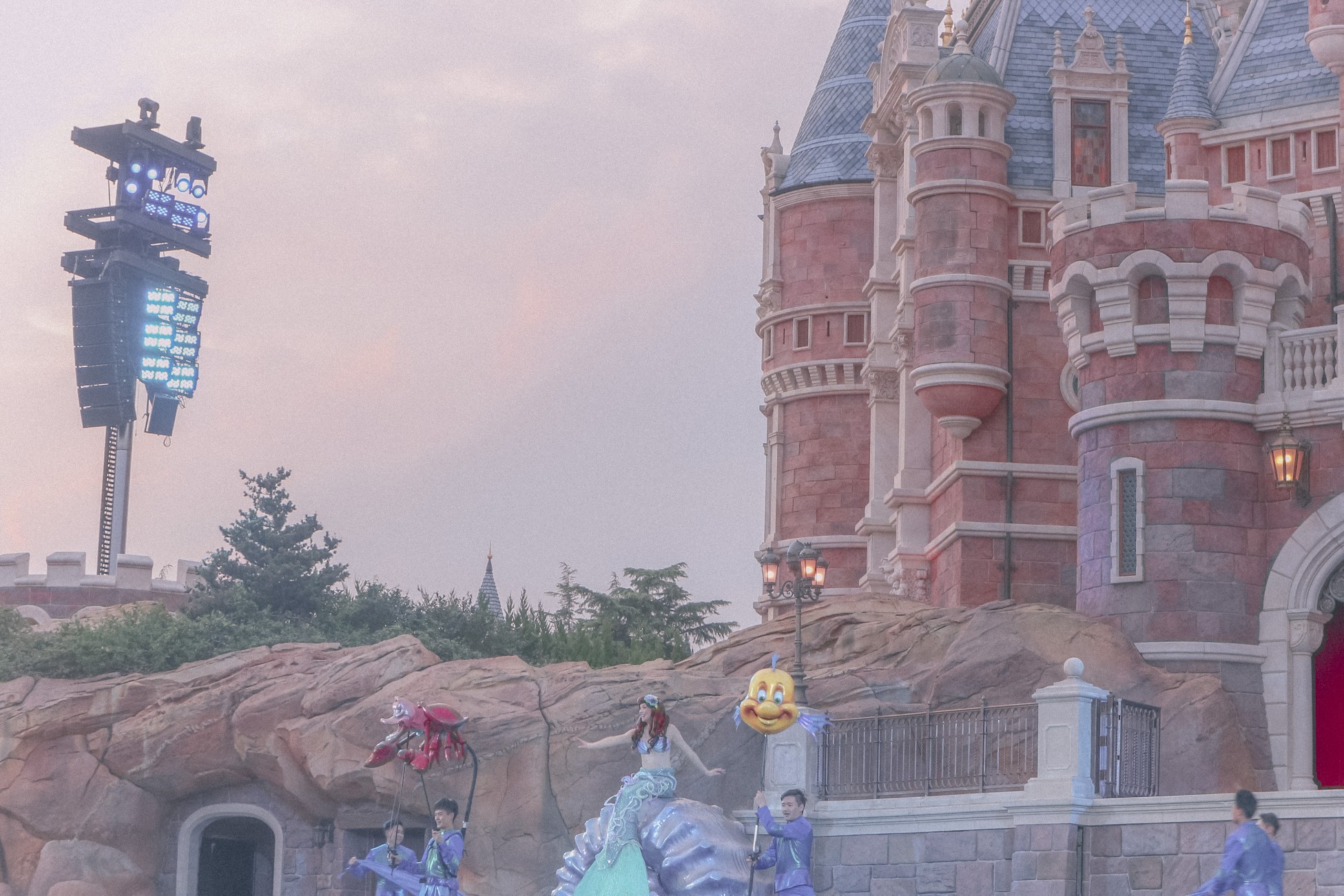 迪士尼城堡 堆糖,美图壁纸兴趣社区