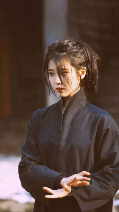 iu壁纸丨iu李知恩,这是什么神仙女子?