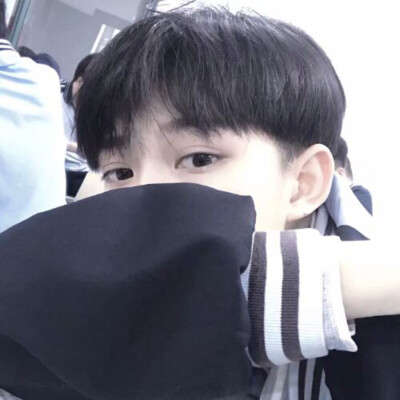 优质男头/男生头像 / 侧脸/优质/部位男头二传注明江奈恩i