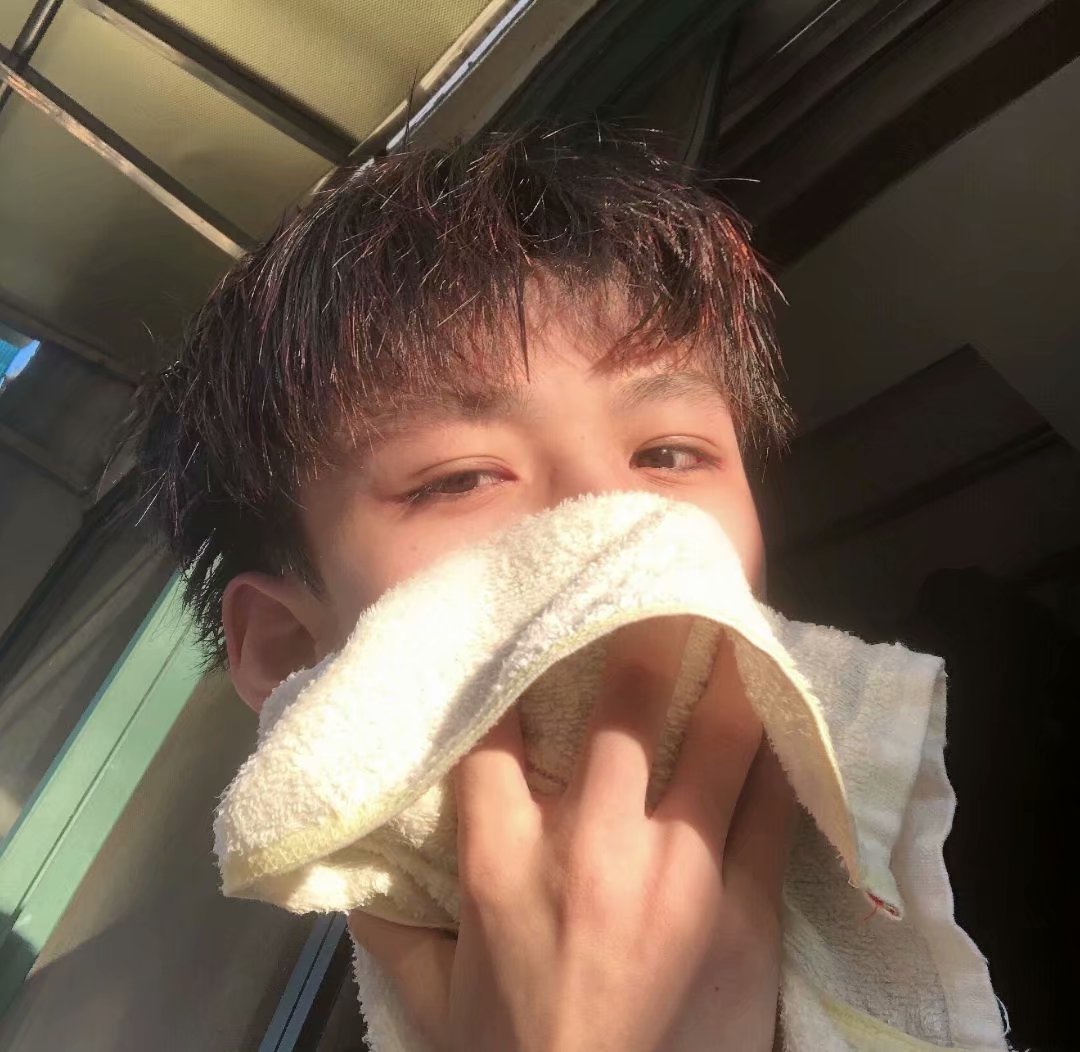男头 头像男男生头像二转注明李欣婷或堆糖id