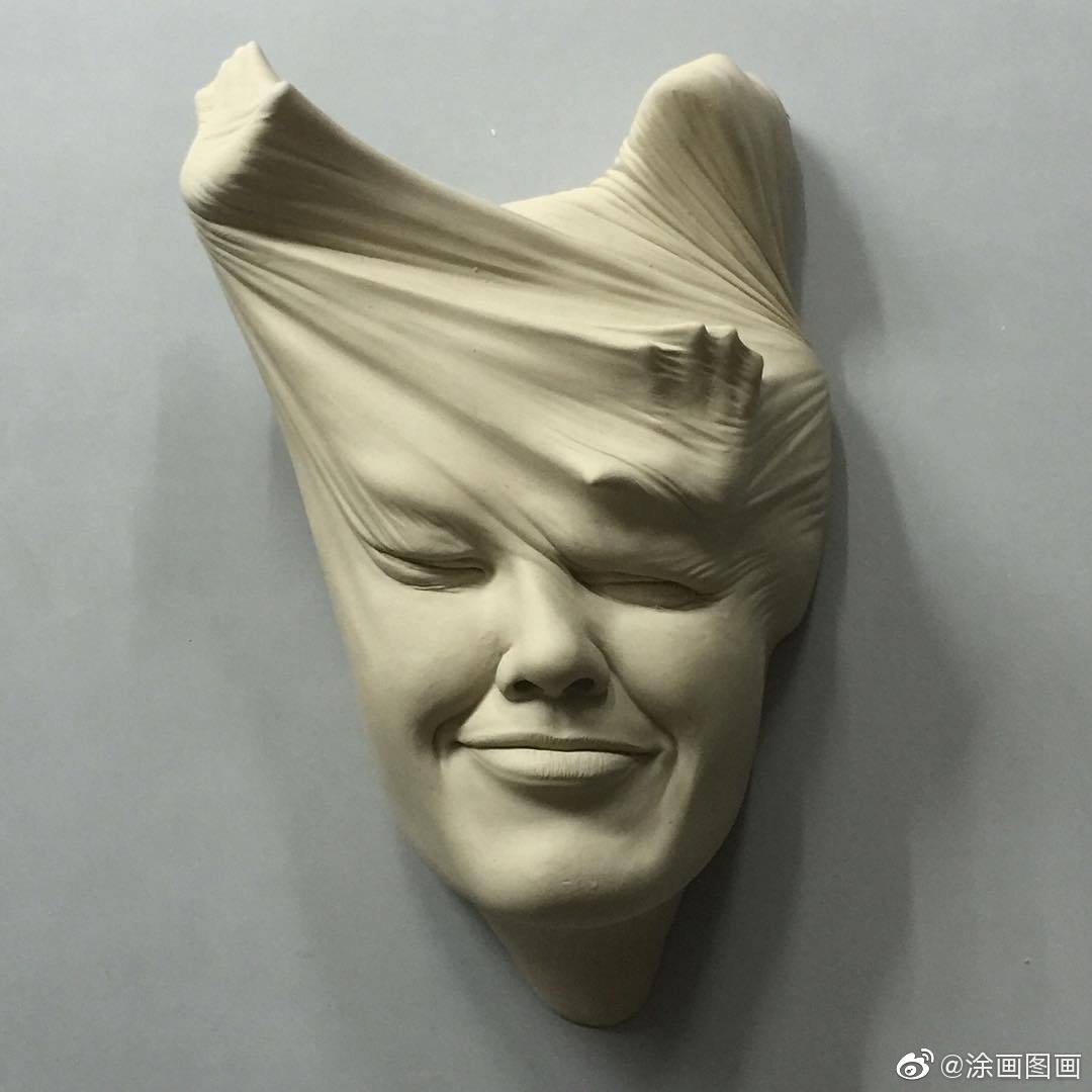 超现实主义雕塑 johnson tsang