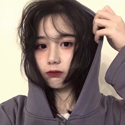 真人女头(图源各处侵权致歉)关注"伊雯宝贝",日常更新头像,背景图