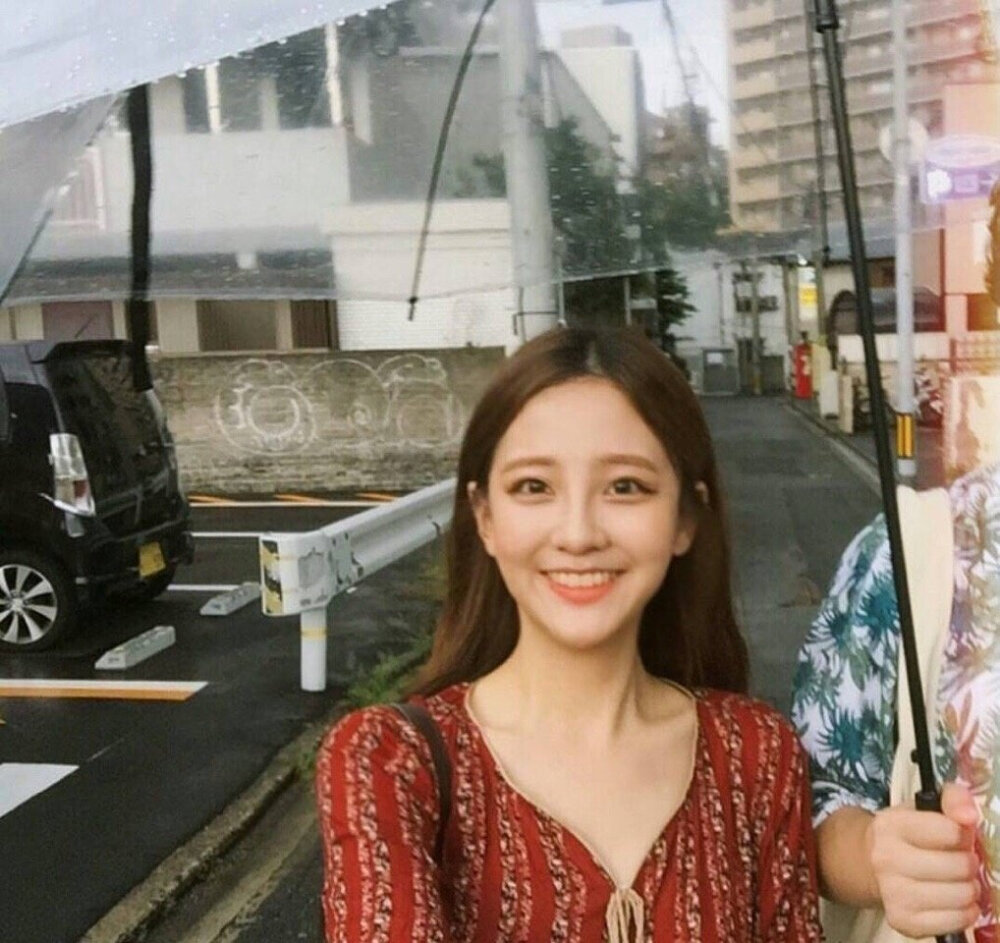 爱笑女生