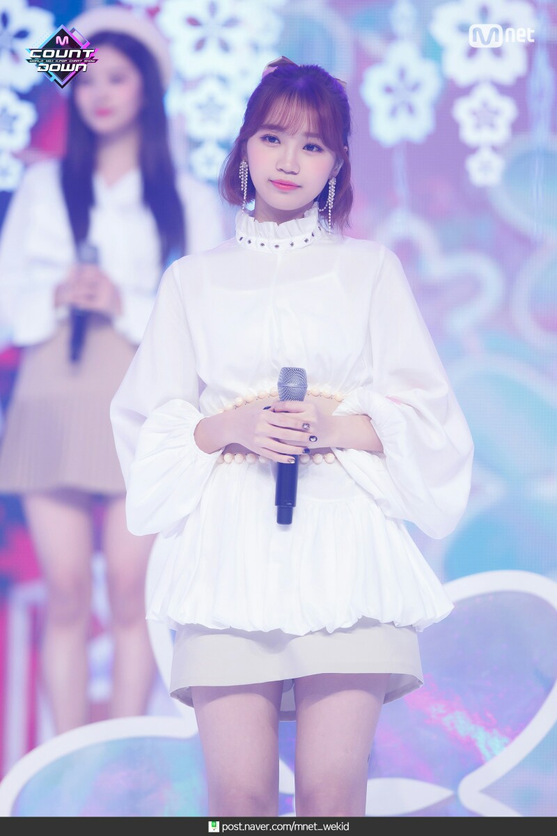 izone/金采源/金彩元/萝卜片妖精/天使少女/腌萝卜/kcw/虚势大佬/chae