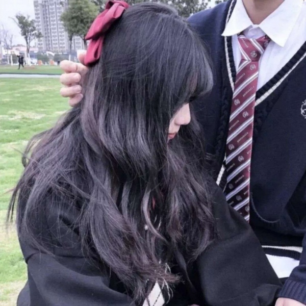 真人情侣头像