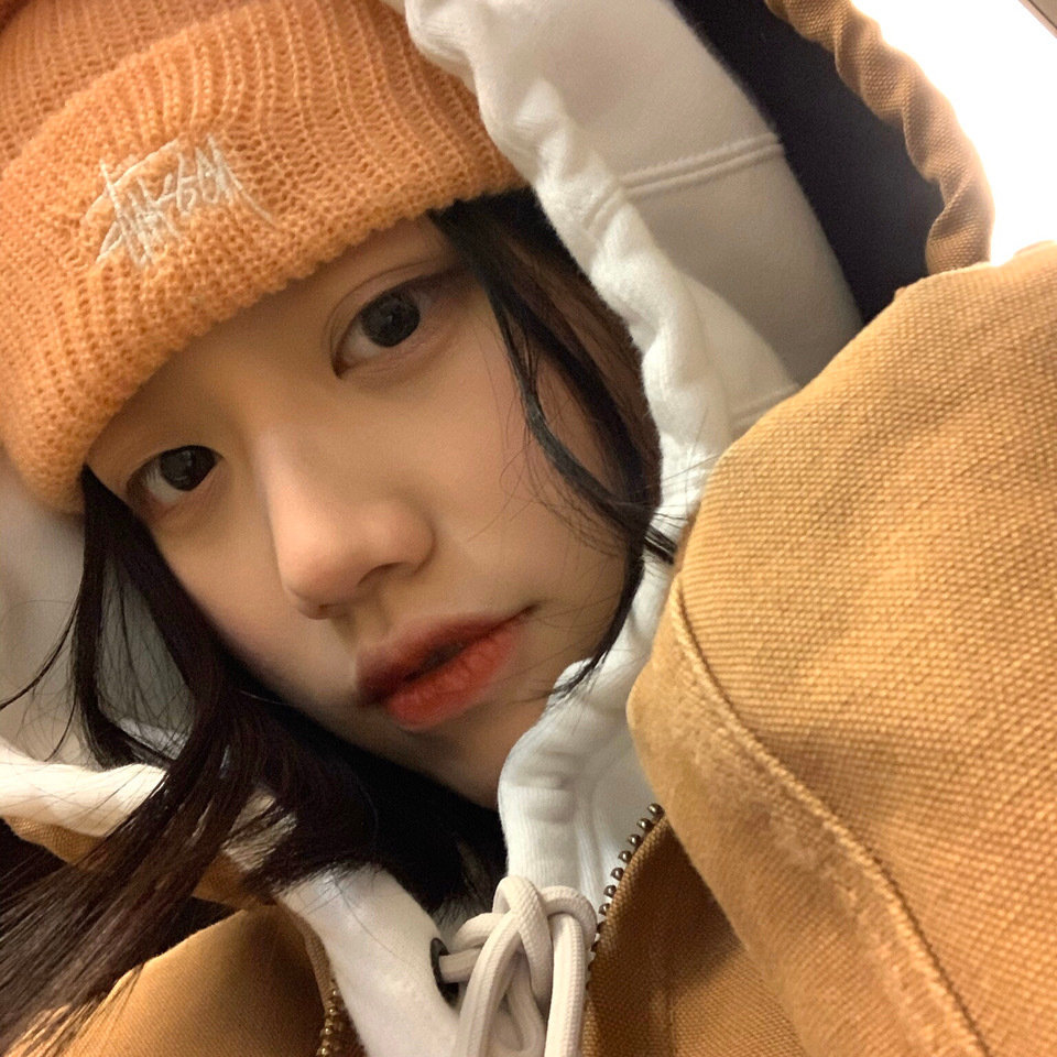 生而为人 喜善并存·女生头像
