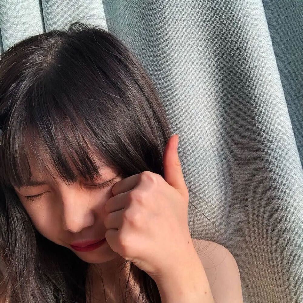 优质小众女头女生头像