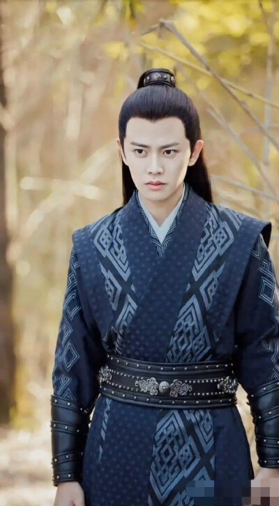 古装剧《锦衣之下》任嘉伦饰演陆绎 手机壁纸
