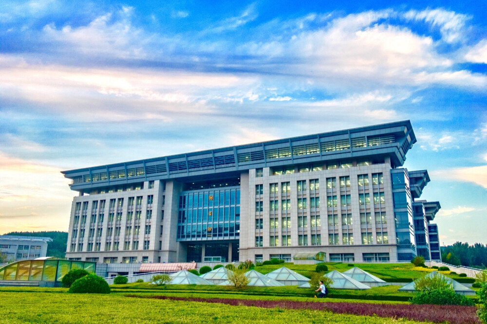 济南大学图书馆