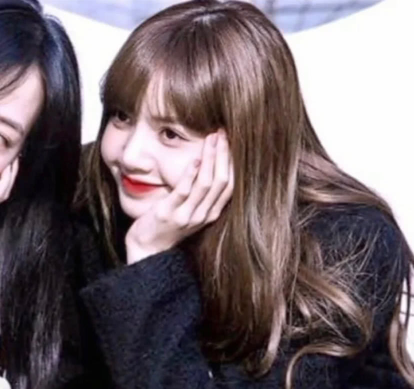 好看的blackpink闺蜜头像 lisa and jennie