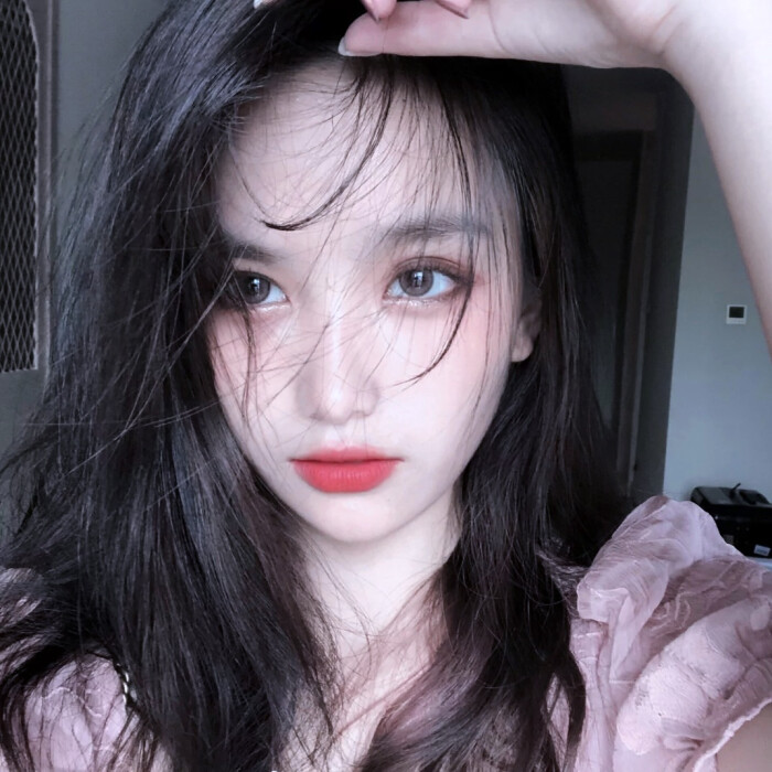 精致女生头像 来源dt反哭