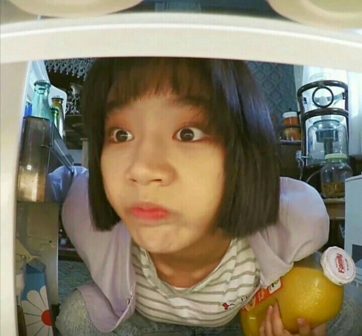 好看的女生搞怪头像堆糖:小何在吗喜欢关注 点赞收藏带来好运源vb