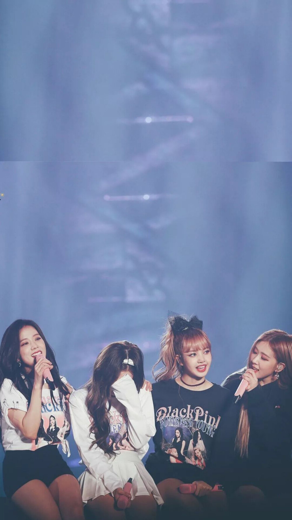 jennie和rose合照,lisa和jennie的合照 blackpink 头像 壁纸 jennie lisa jisoo rose