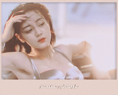 迪丽热巴gif