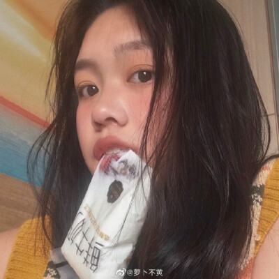 可爱女生头像宝藏小姐姐 wb:萝卜不黄