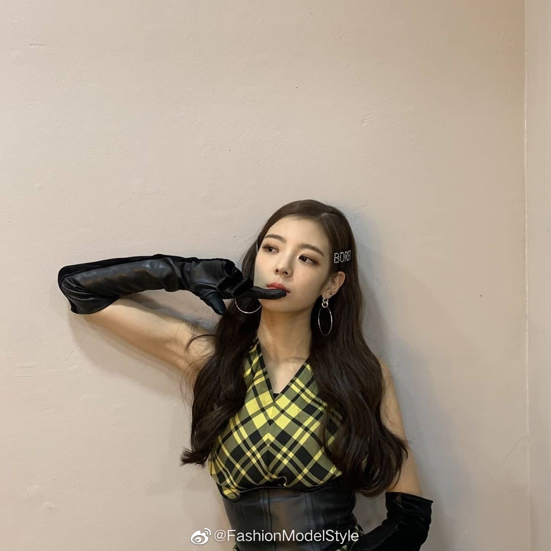 itzypeaceceleb korea style | itzy lia崔智秀 insta更新