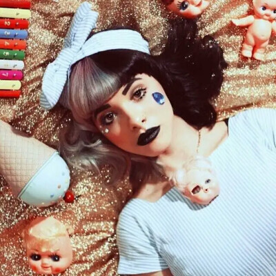 牙牙melanie martinez