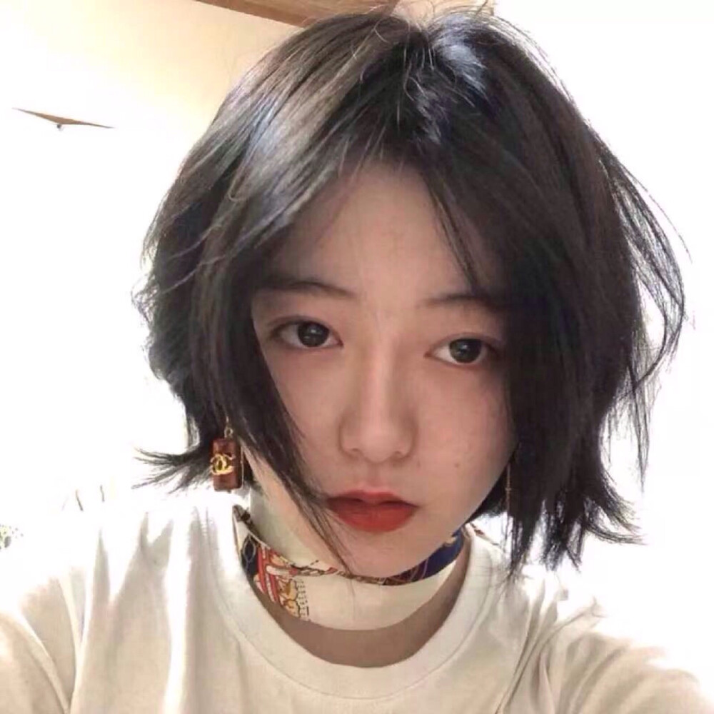 女生ins头像